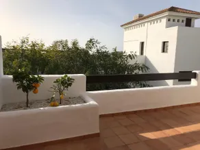 Luxury apartment set in Doña Julia Golf Course - Image 3