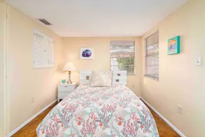 ☀️Sleeps 14 in 2 side-by-side apartments! - Image 4