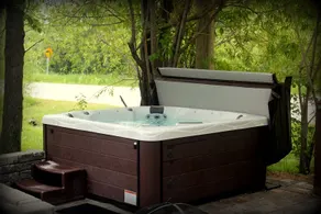 ★★★★★ Walk to the beach - HOT TUB optional - Image 2
