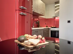 Deluxe Suite - Image 5