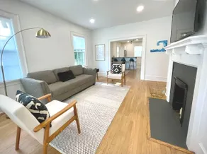 Luxury in ♡ of Mayberry | Full Kitchen | King Bed - Image 2