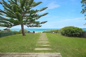 Barefoot at Callala Beach - Beachfront luxury - Image 2