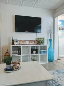 Tropical Tiny House - Image 4