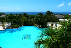 Sea-view Home with Padel, Gym, Tennis, Pools etc - Image 5