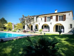 90m² Appartment in villa with swimming pool - Image 5