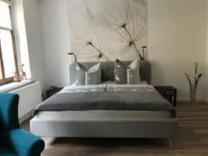 Cozy apartment in historic old town - Image 3