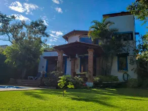 Beautiful house in Tepoztlán with parking - Image 2