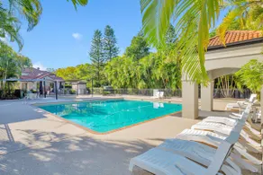 2 BR Hope Island getaway close to theme parks. - Image 2