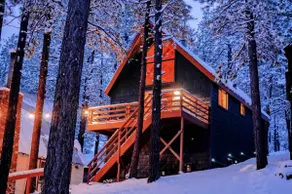 Stōkhaus A-frame | Retro Retreat + Hot Tub - Image 4