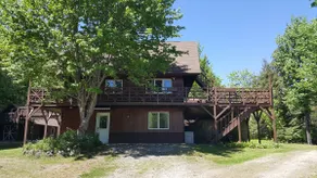 12 Old Hotel Road with Beach and Boat Access - Image 4