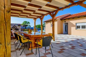 Countryside holiday home - pool - big terrace - Image 5