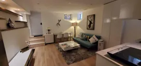 Gorgeous basement Suite near subway (Long stay) - Image 2