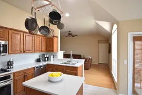 Frisco 3Bed, 2Bath, 2Car Gar, 1Gbps, EV Charger - Image 4