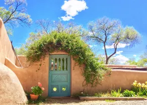 Charming Home of Taos Artist BEST Location! 5 Star - Image 2