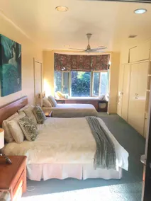 Beautiful Views of Lake Hume. Spacious and cosy - Image 4