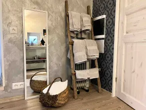 Guesthouse in Kardla - Image 2