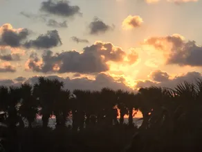 Oceanside Breeze & Views for the Family - Image 5
