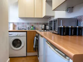 ☆Bright Apartment, Near University + City Centre☆ - Image 2