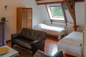 Private floor in stylish house, including breakfast. - Image 4