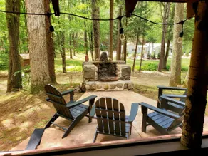 Secluded and Cozy Updated Twin Creeks Cabin - Image 3