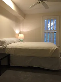 2 BDR downtown sleeps 6-second floor apartment - Image 3