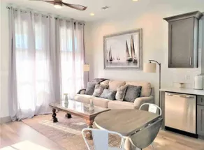 Charming Getaway | 12 minutes to Beach - Image 2
