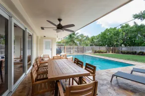 3BR Heated Pool Game Room Great Location - Image 3