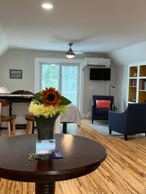 LOFTY-DIGS - Image 3