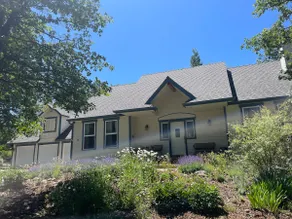 3 Acre Bohemian Retreat @ Heart of Mt. Shasta - Image 5