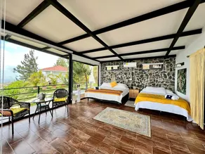 Luxury Cabin Spectacular View 2 or 4 people - Image 2
