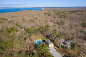 Resort style living in the Hamptons! Unbelievable pool with swim up bar & slide - Image 4
