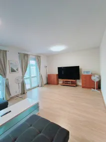 Modern & cozy house with 3 bed rooms and garden - Image 2