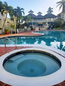 Apartment mit Whirlpool, Pool und Garten | Gartenblick - Image 3