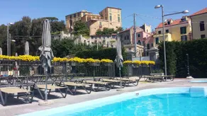 Loano • Apartment Pool & Park B5 - Image 3