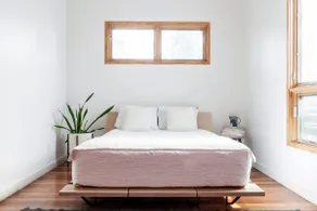 Modern East Austin Bungalow - Image 5