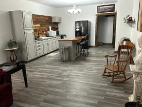 Adult retreat! One bedroom suite w/Pull out couch. - Image 5