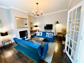 Portland House ‘Boutique’ Break by the sea Ventnor - Image 3