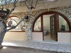 Bottom of villa with the sound of cicadas - Image 4
