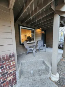 Apartment sleeps 4 w Lake access - Image 4