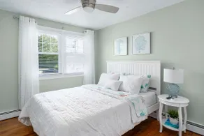 3 Beaches within 2 miles, A/C, Newly Renovated! - Image 4