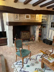Typical Norman house in the city center - Image 3
