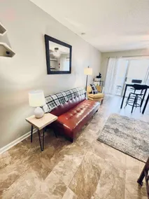 The Summerhill Retreat-secluded condo - Image 2