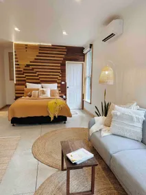 Yarra Studio Retreat - Image 2