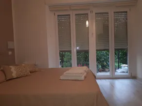 Sabrina's Room B-2 with private bathroom - Image 3