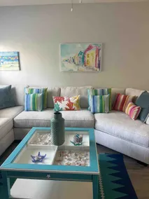 The Seabreeze Cottage with peaceful water views - Image 2