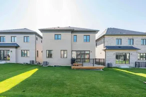 Modern 3800 Sq of Luxury 4 bedroom 3.5 bathrooms - Image 4