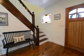 Historic charm & modern luxury in downtown Mystic - Image 5