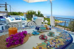VILLA CON TERRAZA PANORÁMICA A 10 MINUTOS DE LA PLAYA - Image 3
