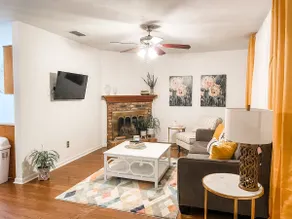 Tally Town Gem: 2BR/2BA Townhome, Sleeps 6! - Image 4
