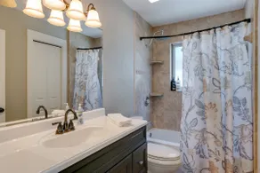 Heated Pool 4bd/2ba Sleep 12 in Beds Near FIT/Golf - Image 4